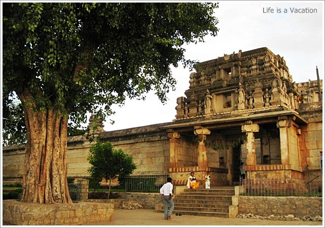 Lepakshi Temple Complex in Andhra
